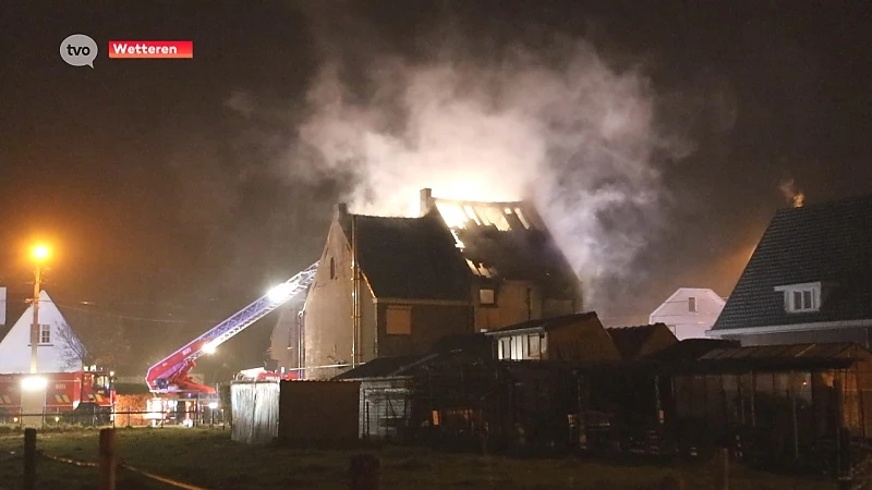 Huis in Wetteren zwaar vernield na brand