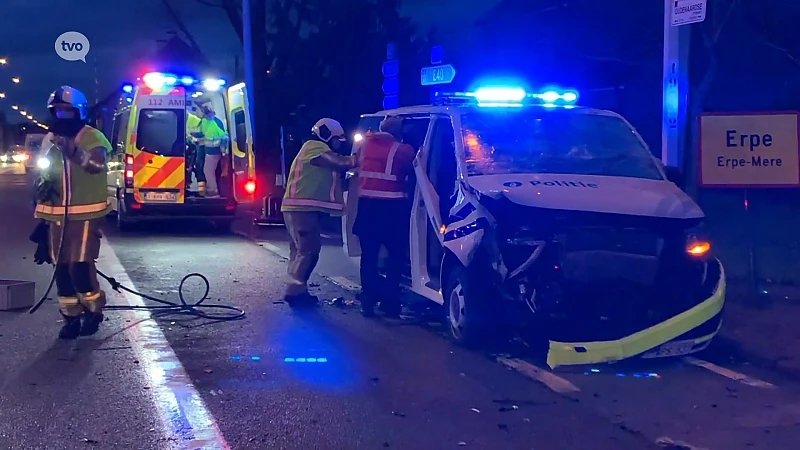 Erpe-Mere: Combi crasht tijdens interventie