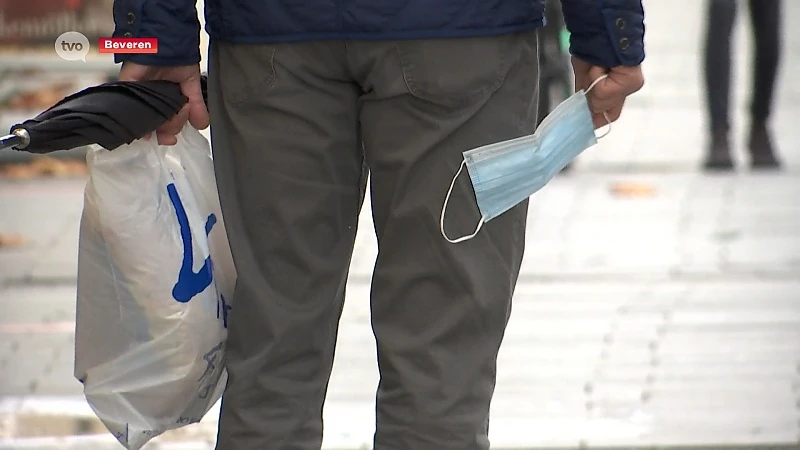 In de Beverse winkelstraten moet je vanaf vandaag verplicht een mondmasker dragen
