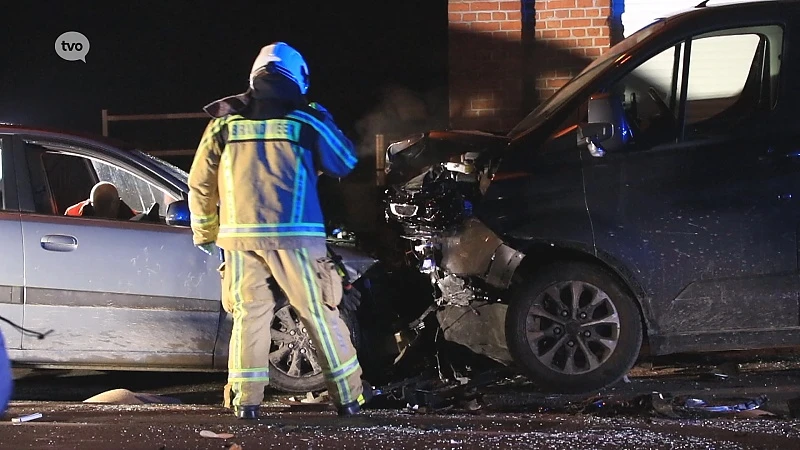 Bestuurder zwaargewond na slippartij in Hamme-Zogge