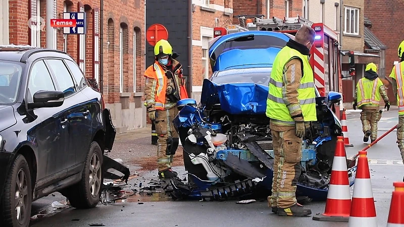 Dronken vrouw richt ravage aan in Temse Velle