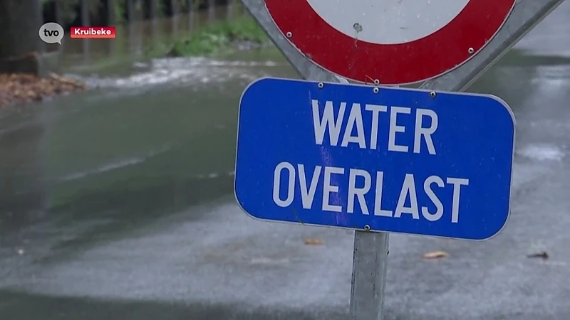 Ook in Kruibeke en Bazel komt het water tot aan de deur