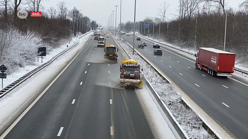 Strooidiensten massaal op pad. Ook E40 krijgt een grondige schoonmaakbeurt