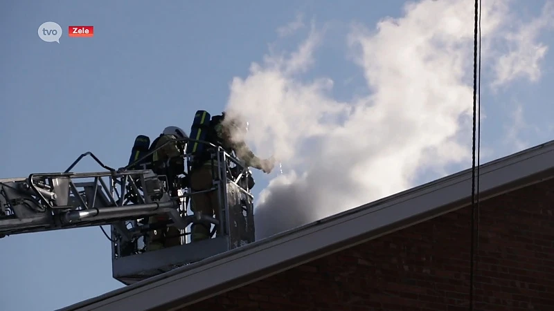 Schouwbrand in Zele, bewoner gelukkig ongedeerd.