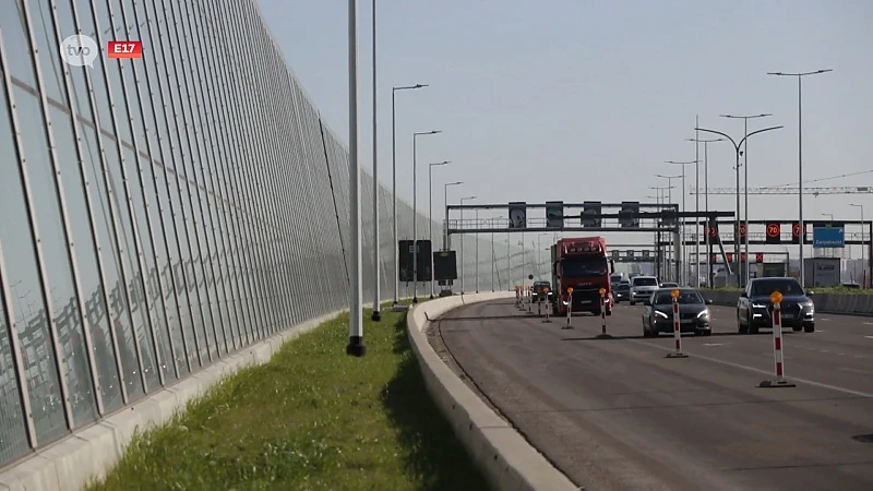 Geluidsschermen E17 krijgen coating tegen weerkaatsing zon