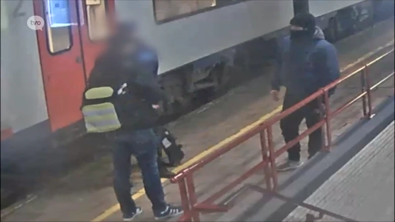 Parket zoekt overvallers van dakloze man aan station van Dendermonde