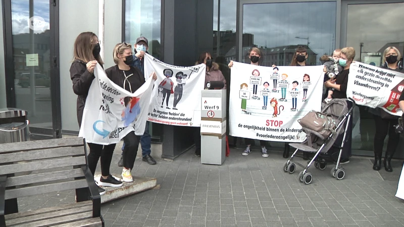 Kinderverzorgers voeren actie in Aalst en Ninove