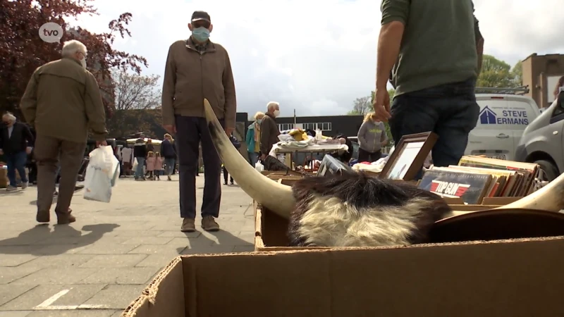 Rommelmarkten mogen weer: snuisteraars op post in Lokeren