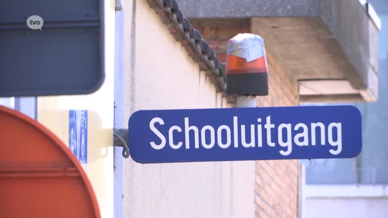 Sint-Niklaas gaat extra stalen nemen in en rond schooltje nadat PFOS werd aangetroffen in het grondwater, start schooljaar niet in gevaar