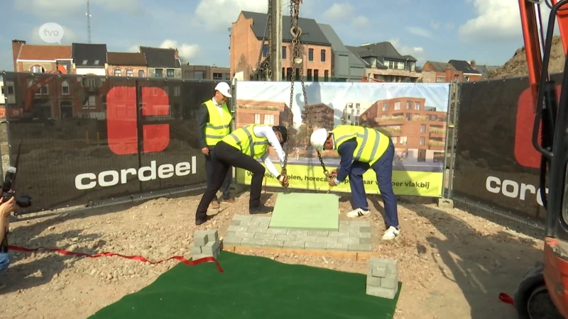 Eerstesteen van Hof van Saeys in Dendermonde is gelegd