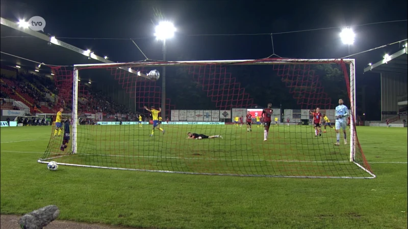 Invallers en doelman Jackers bezorgen Waasland-Beveren winst bij RWDM