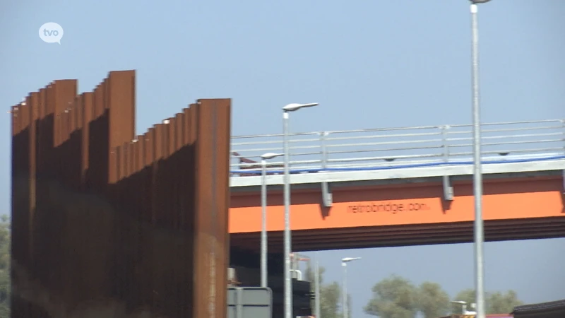 Oosterweel: Tijdelijke brug (die niet gebruikt is) wordt volgende week verwijderd