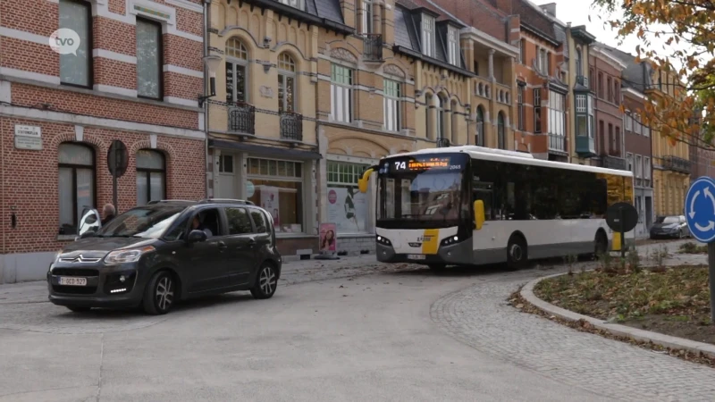 Rotonde Stationsplein Lokeren is aangepast, bussen kunnen weer passeren