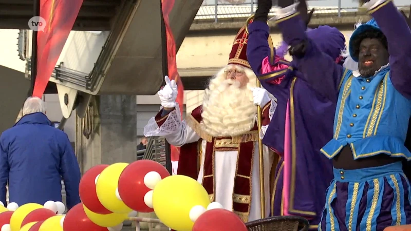 Brave kinderen tellen af naar donderdag, Sint-Maarten is aangekomen
