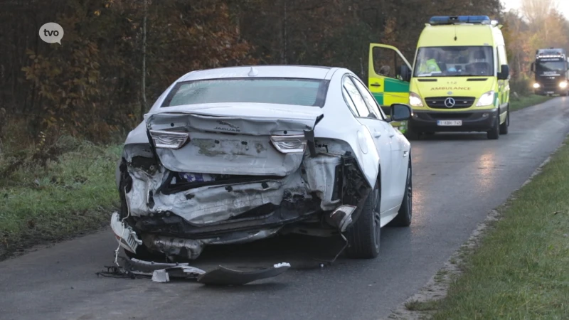 Vier gewonden bij auto-ongeval op parallelweg langs E34 in Stekene