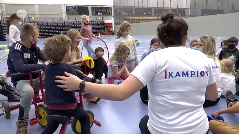 Gemeenten voorzien noodopvang tijdens afkoelingsweek, maar in Aalst moet een externe firma op de kinderen letten: "We hebben het gevraagd, niemand is er op ingegaan"