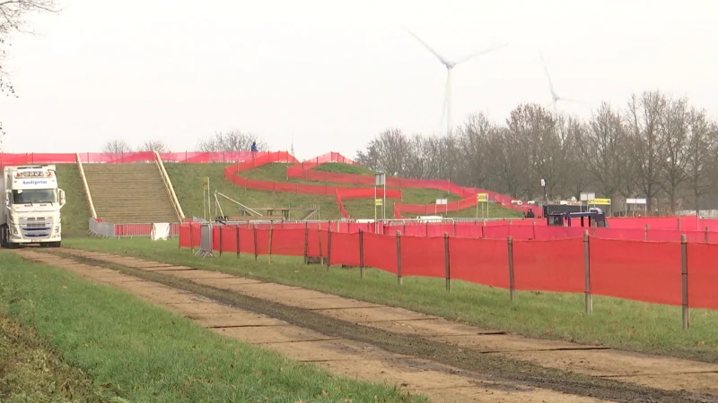 Goed nieuws uit Dendermonde: Duel tussen Van Aert en Van der Poel gaat zondag door