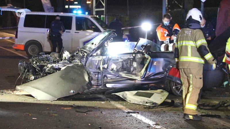 Autobestuurder (41) komt om bij ongeval in Buggenhout, passagier (26) vecht voor z'n leven