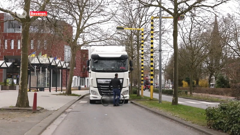 Scholier in Beveren zwaargewond na aanrijding door vrachtwagen op zebrapad