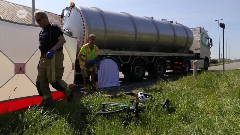 Sint-Gillis-Waas: Jonge wielrenster in levensgevaar na ongeval met vrachtwagen op rotonde