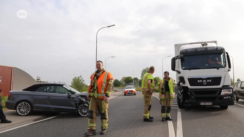 Vrouw zwaargewond bij ongeval op gewestweg N70 in Sint-Niklaas