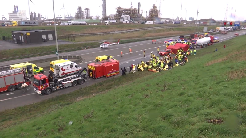 Hulpdiensten leren uit nachtelijke rampoefening in Liefkenshoektunnel