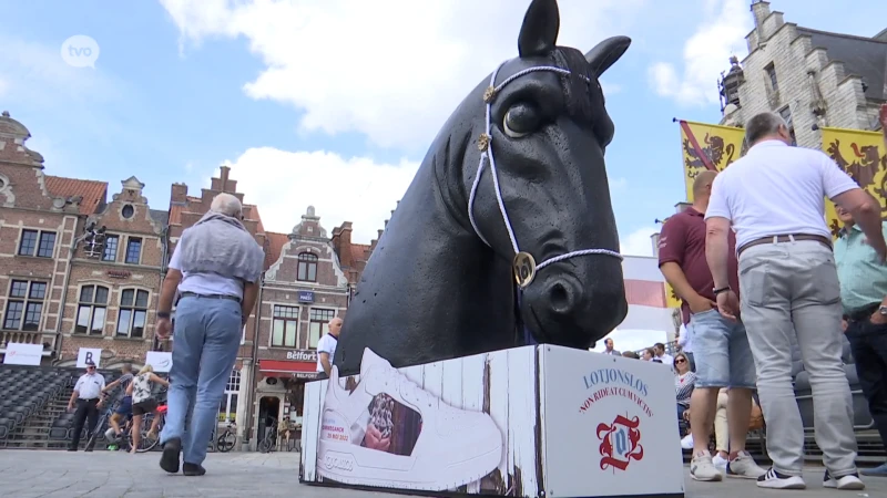 Aalstenaars schenken Dendermondenaars nieuwe kop voor het Ros Beiaard