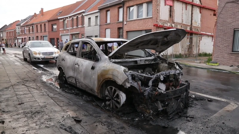 Mogelijke stunt met motor loopt fout af in Bijlstraat in Beveren