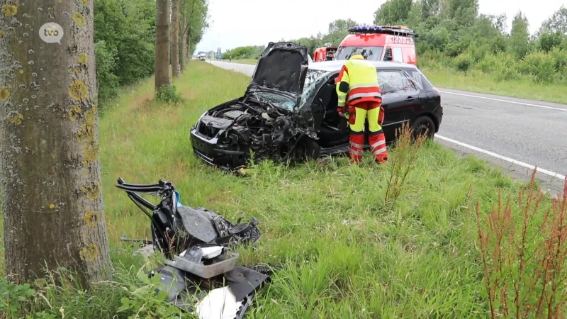 N41 tijdlang afgesloten na aanrijding tussen vrachtwagen en personenwagen