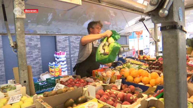 Marktkramers hebben het niet onder de markt om hun waren fris te houden