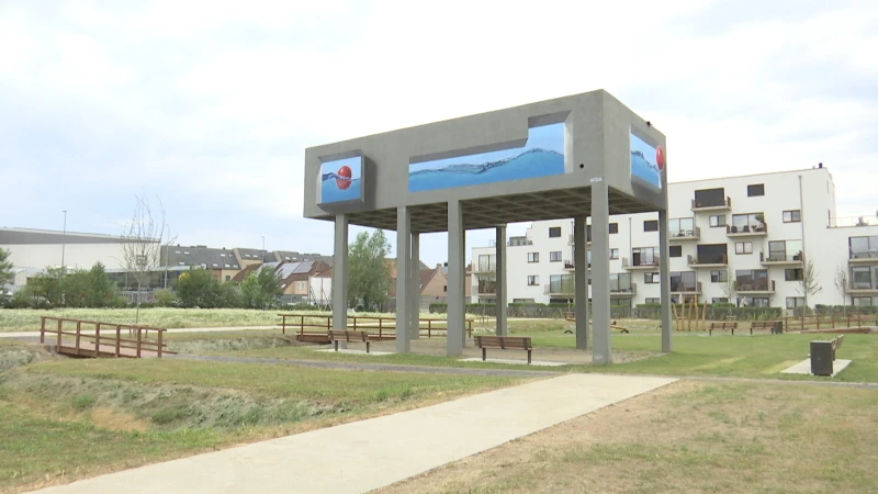 Nieuwe indrukwekkende 'mural' op oude waterbassin in Sint-Niklaas