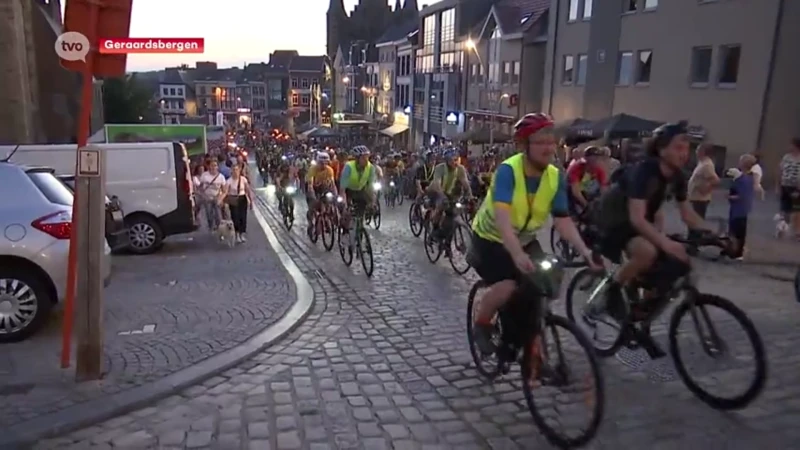 Honderden ultraracers vertrekken in Geraardsbergen voor 4.000 kilometer door Europa