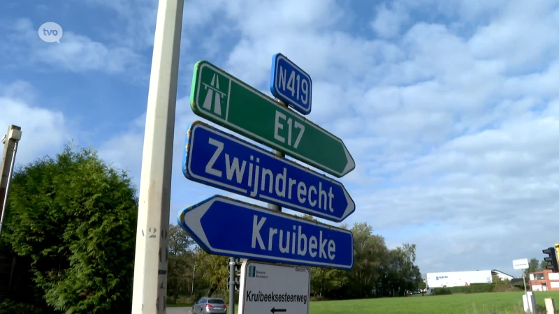 In Zwijndrecht zal een wisselmeerderheid mét Vlaams Belang stemmen voor een fusie met Beveren en Kruibeke: "Voor mij is het cordon doorbroken"