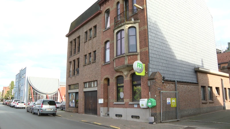 Krakers uit CM-gebouw Geraardsbergen gezet