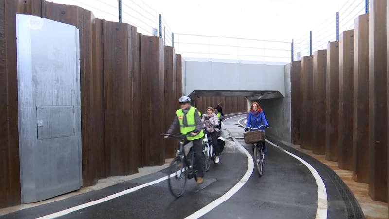 Lokeren heeft nieuwe fiets- en voetgangerstunnel onder spoorlijn Antwerpen-Gent