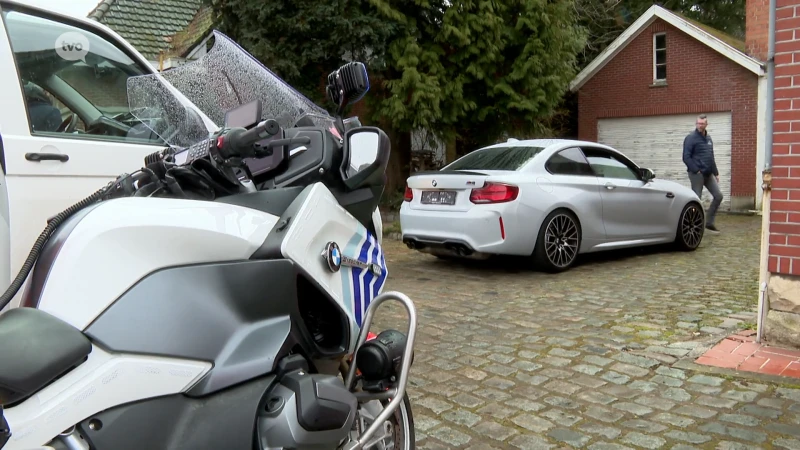 Autodieven laten gestolen BMW achter op oprit in Buggenhout: "Absurd verhaal, maar met mooi einde!"