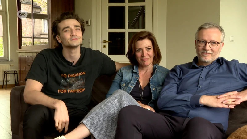 Fiere papa en mama van "Tovenaar" Aaron Blommaert: "Hij is altijd blijven ontkennen dat hij in het pak zat!"