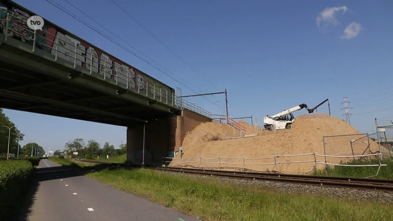 Nieuwe fietsbrug over expresweg E34 in Melsele moet in april volgend jaar klaar zijn