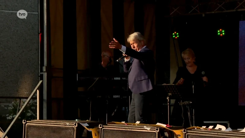 Garry Hagger in de bloemetjes gezet op dorpsfeest van 'zijn' Tielrode