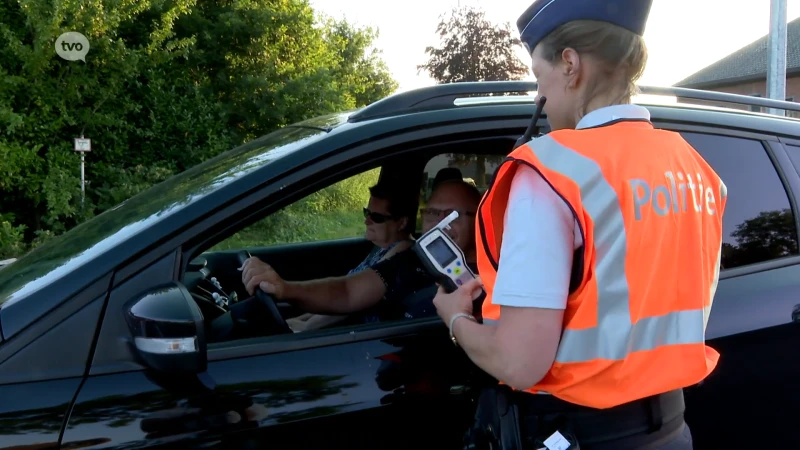 Politie houdt extra alcoholcontroles in 'Weekend zonder alcohol en drugs achter het stuur'