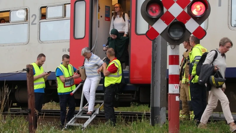 300 reizigers van twee treinen geëvacueerd op lijn Gent-Antwerpen