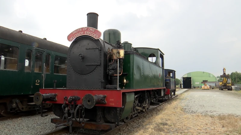 Britse oorlogsstoomlocomotief rijdt twee dagen tussen Dendermonde en Puurs-Sint-Amands