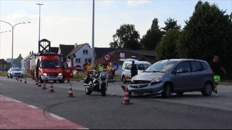 Motorrijder in levensgevaar na aanrijding met auto in Lokeren