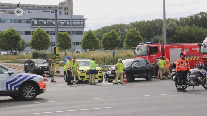 MUG-voertuig betrokken bij ongeval in Aalst, twee artsen lichtgewond