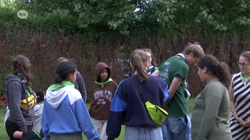 Zomerkamp voor kinderen van asielzoekers in opvangcentrum in Beveren