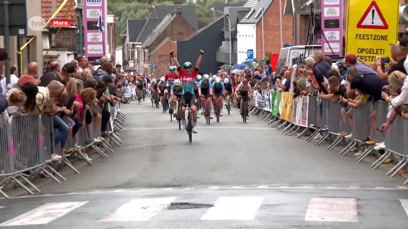 Katrijn De Clercq wint vernieuwde GP Lucien Van Impe