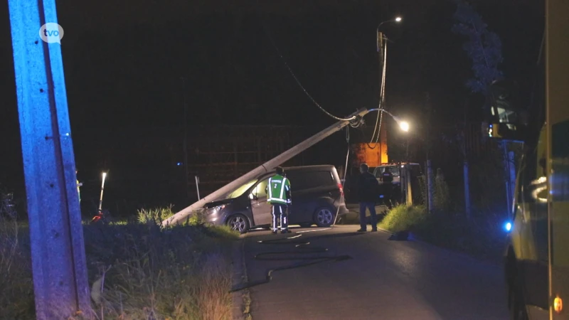 Vrouw crasht na melken van koeien tegen verlichtingspaal in Kruibeke