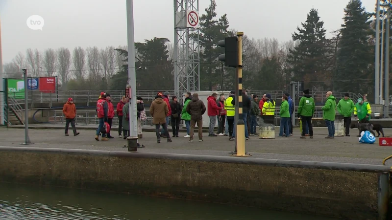 Nog steeds hinder aan sluizen, maar beloodsing aan haven komt stilaan terug op gang