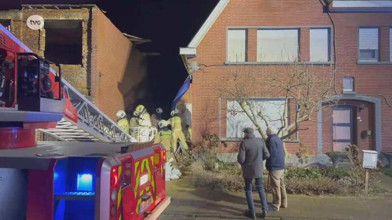 Gevel in aanbouw waait omver op aanpalende woning in Bambrugge