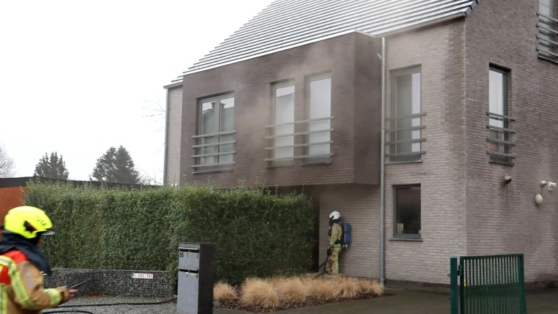 Gelijkvloers appartement in Schoonaarde onbewoonbaar door brand